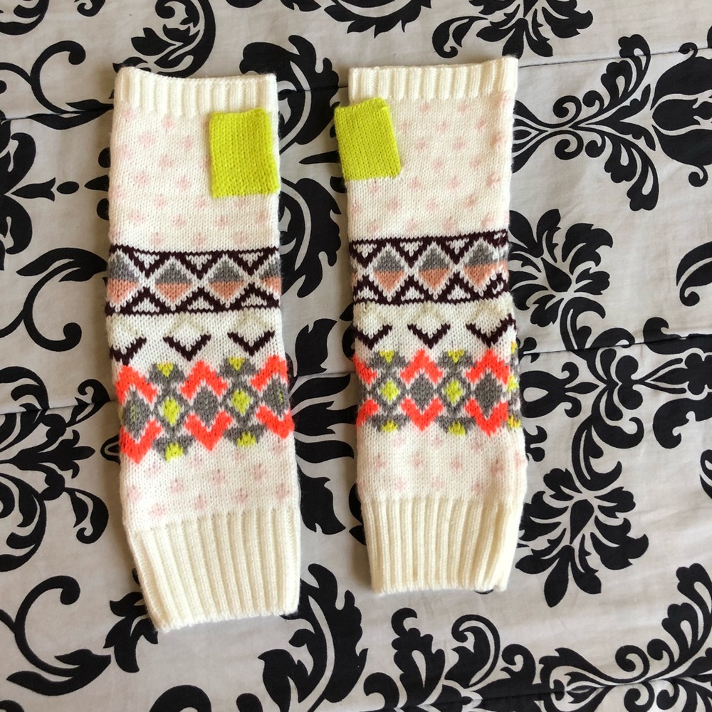 Forever 21 gloves